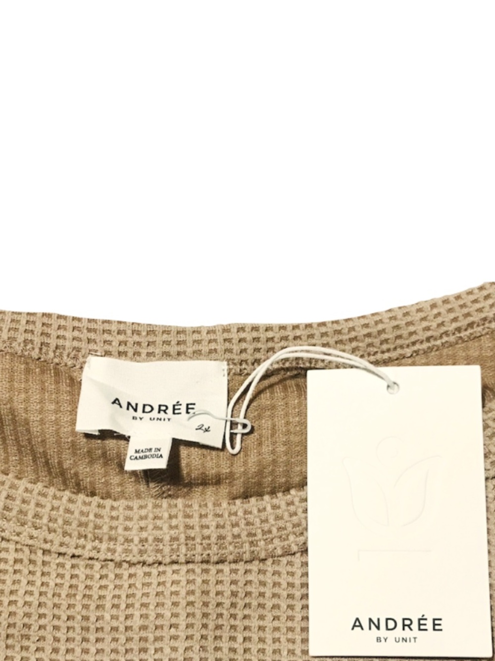 2/$29 Andree By Unit waffle knit top size 2X mocha cream - Picture 3 of 5